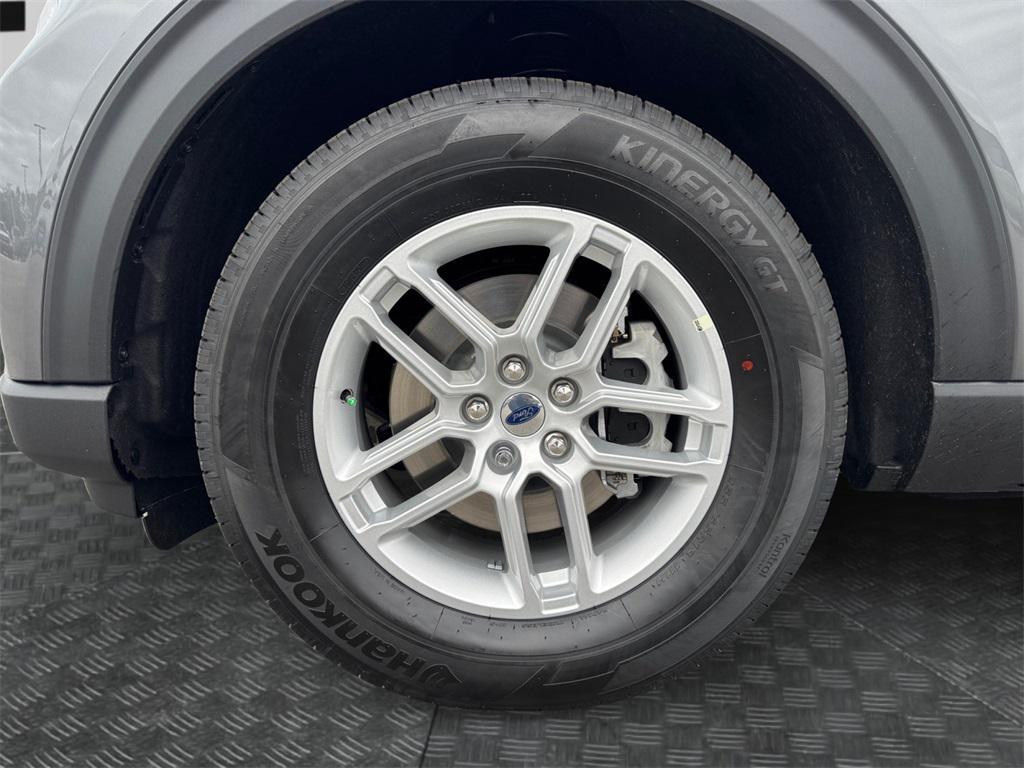 new 2026 Ford Explorer car, priced at $42,480