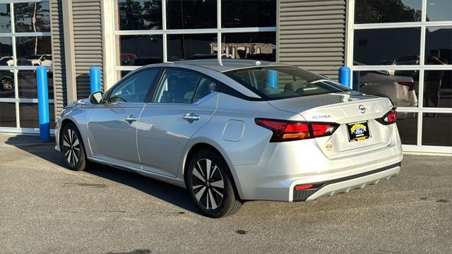 used 2022 Nissan Altima car, priced at $18,999