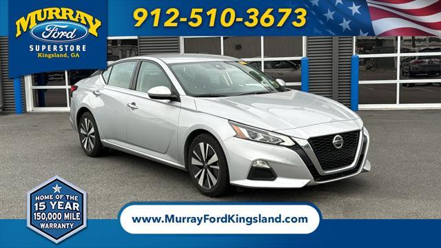 used 2022 Nissan Altima car, priced at $19,999