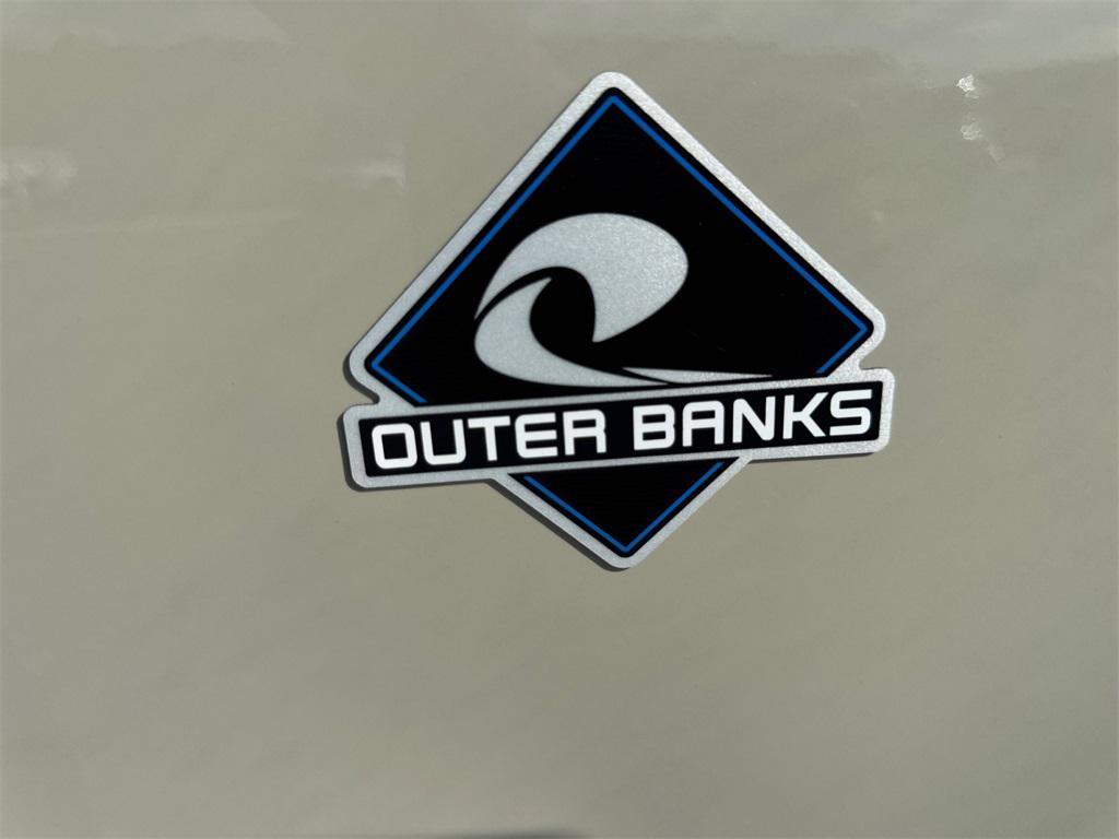 new 2025 Ford Bronco Sport car, priced at $38,502