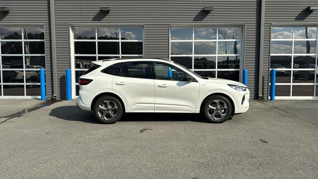 new 2024 Ford Escape car, priced at $33,579