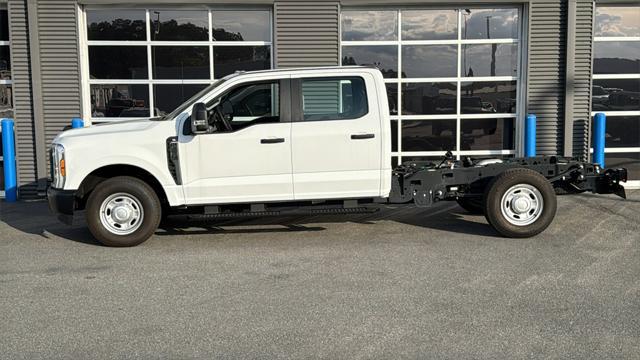 new 2024 Ford F-250 car, priced at $43,268