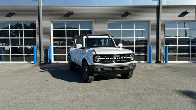 new 2024 Ford Bronco car, priced at $52,720