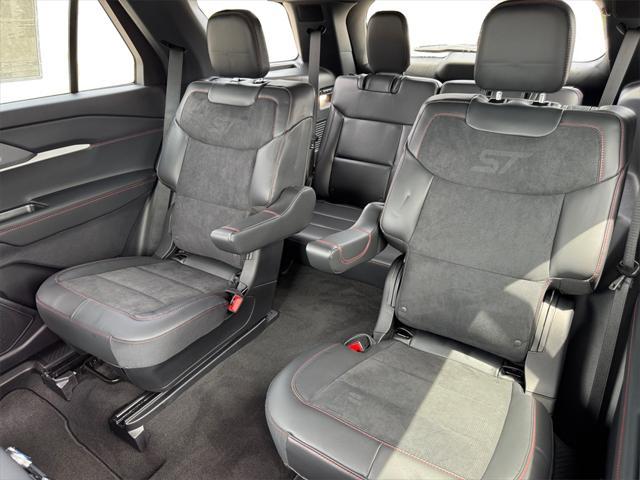 new 2025 Ford Explorer car, priced at $57,085