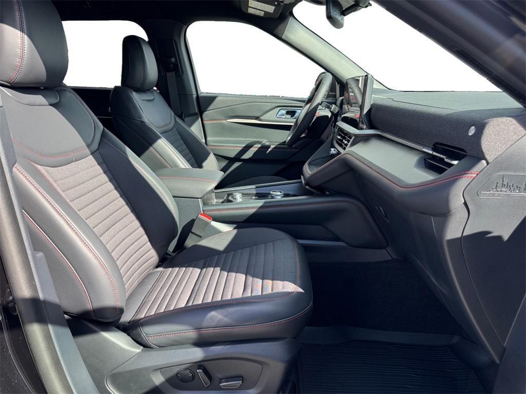 new 2025 Ford Explorer car, priced at $47,380
