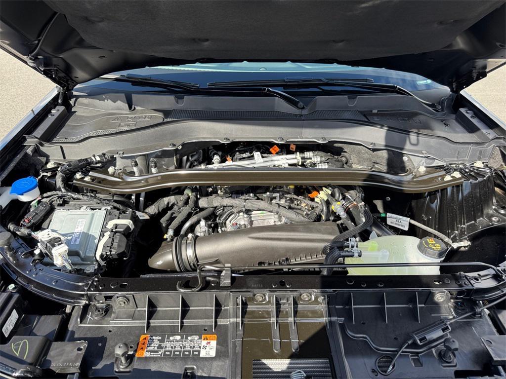 new 2025 Ford Explorer car, priced at $47,380