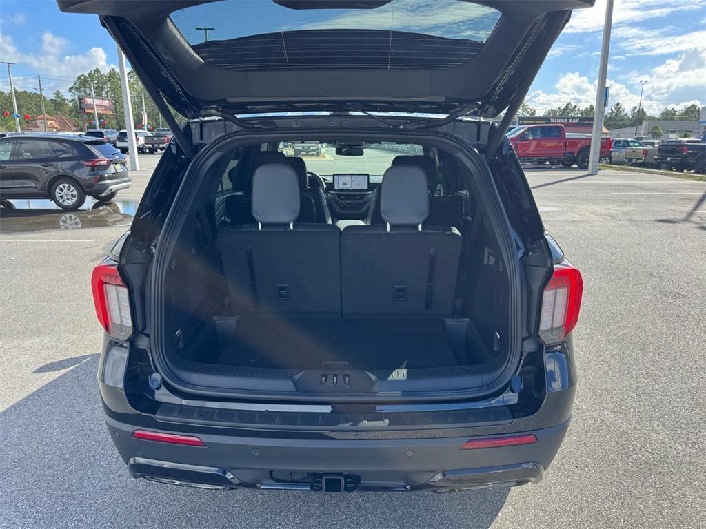 new 2025 Ford Explorer car, priced at $47,380