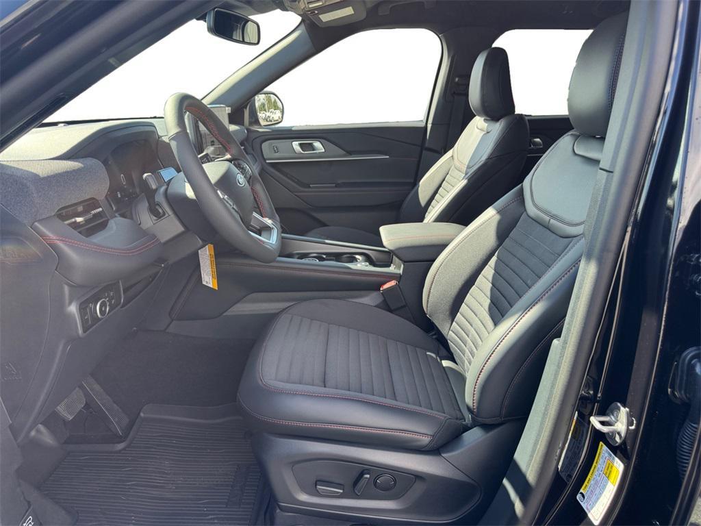 new 2025 Ford Explorer car, priced at $47,380
