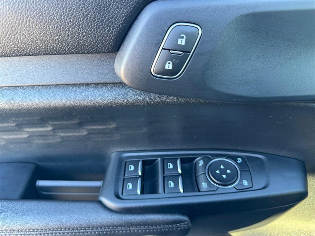 new 2025 Ford Ranger car, priced at $40,340