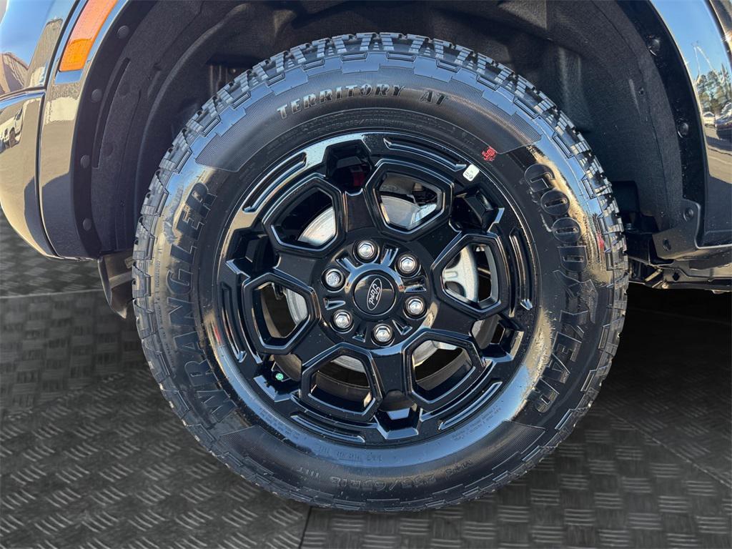 new 2025 Ford Ranger car, priced at $40,340