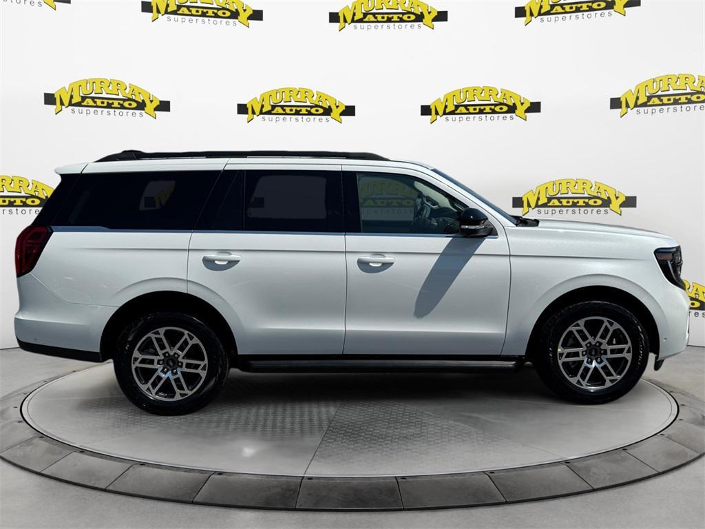 new 2025 Ford Expedition car, priced at $73,670