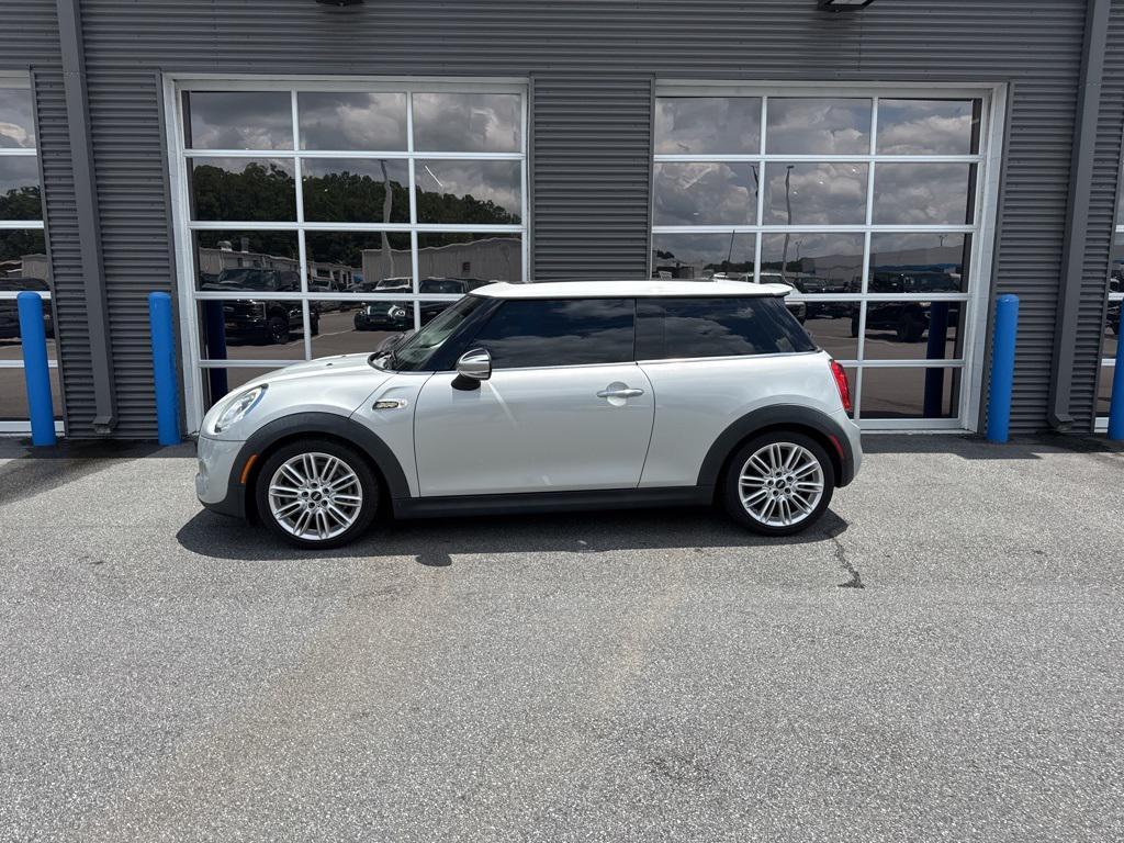 used 2017 MINI Hardtop car, priced at $12,999