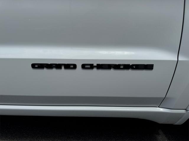 used 2021 Jeep Grand Cherokee car, priced at $25,999
