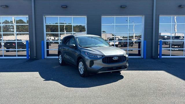 new 2025 Ford Escape car, priced at $31,325