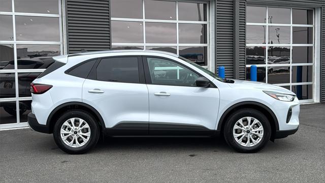 new 2025 Ford Escape car, priced at $30,680