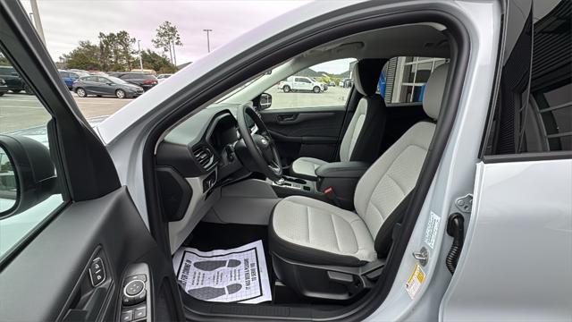 new 2025 Ford Escape car, priced at $30,680