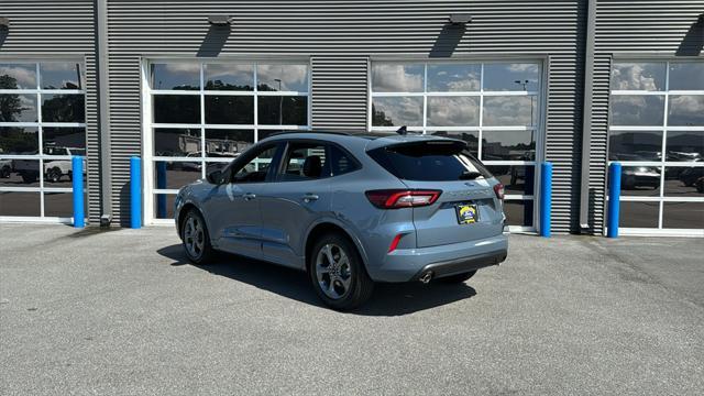 new 2024 Ford Escape car, priced at $30,500