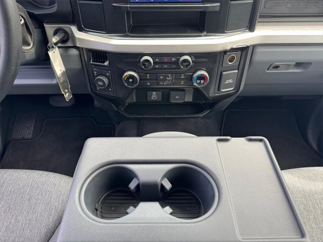 new 2025 Ford F-250 car, priced at $71,890
