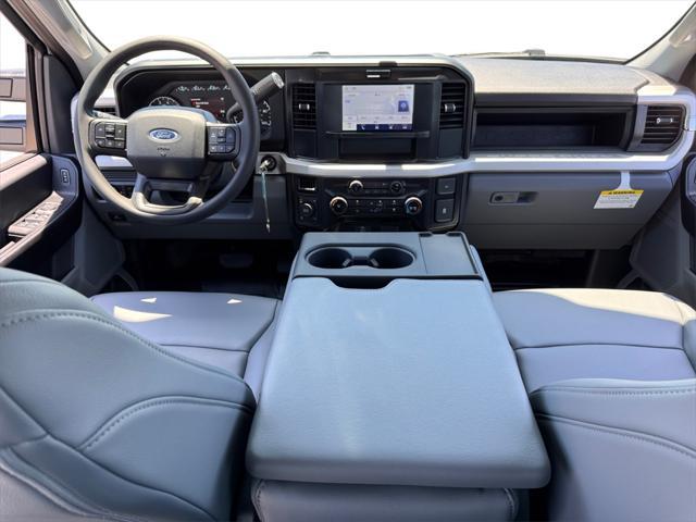 new 2025 Ford F-250 car, priced at $53,895