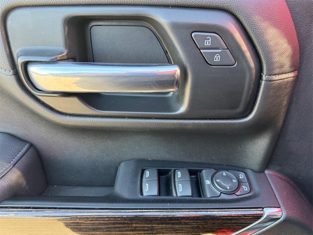 used 2021 GMC Sierra 1500 car, priced at $36,999