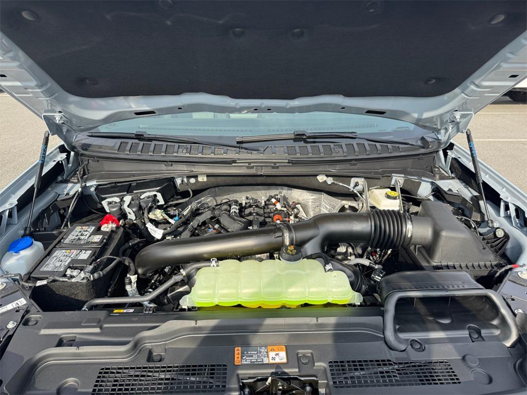 new 2025 Ford Expedition car, priced at $85,685