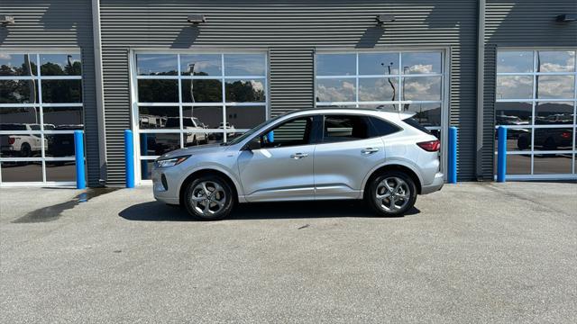 new 2024 Ford Escape car, priced at $28,066