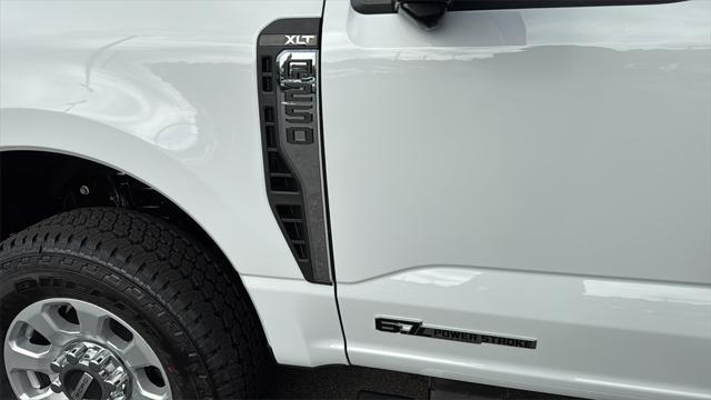 new 2024 Ford F-250 car, priced at $68,622