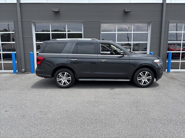 used 2022 Ford Expedition car, priced at $39,999