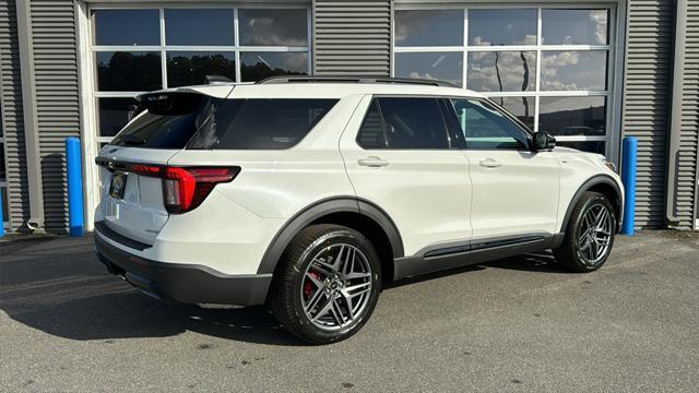 new 2025 Ford Explorer car, priced at $52,835