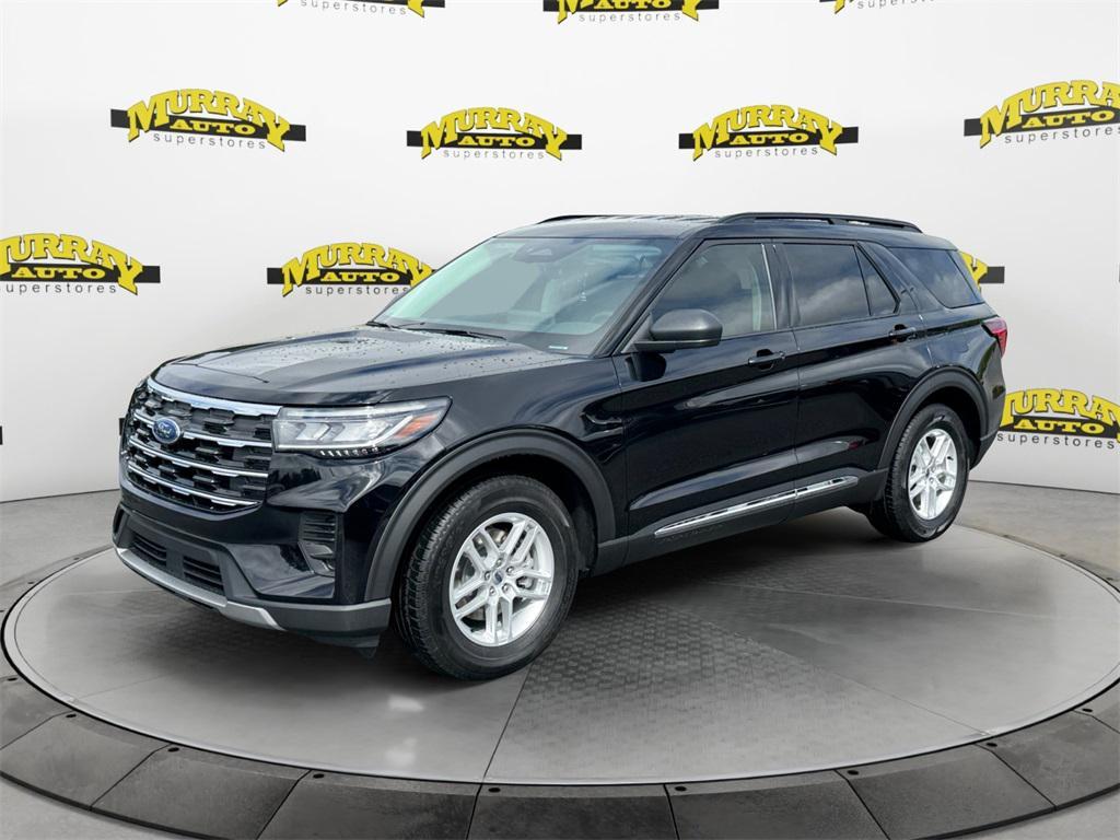 new 2025 Ford Explorer car, priced at $40,305