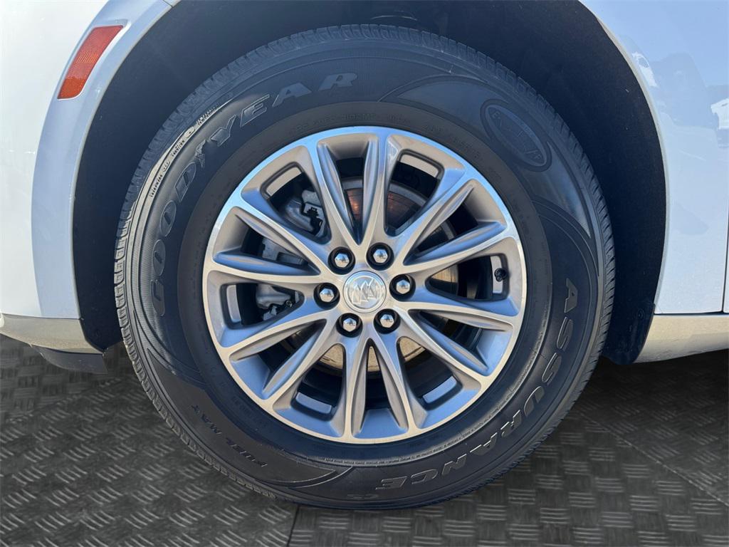 used 2022 Buick Enclave car, priced at $25,999