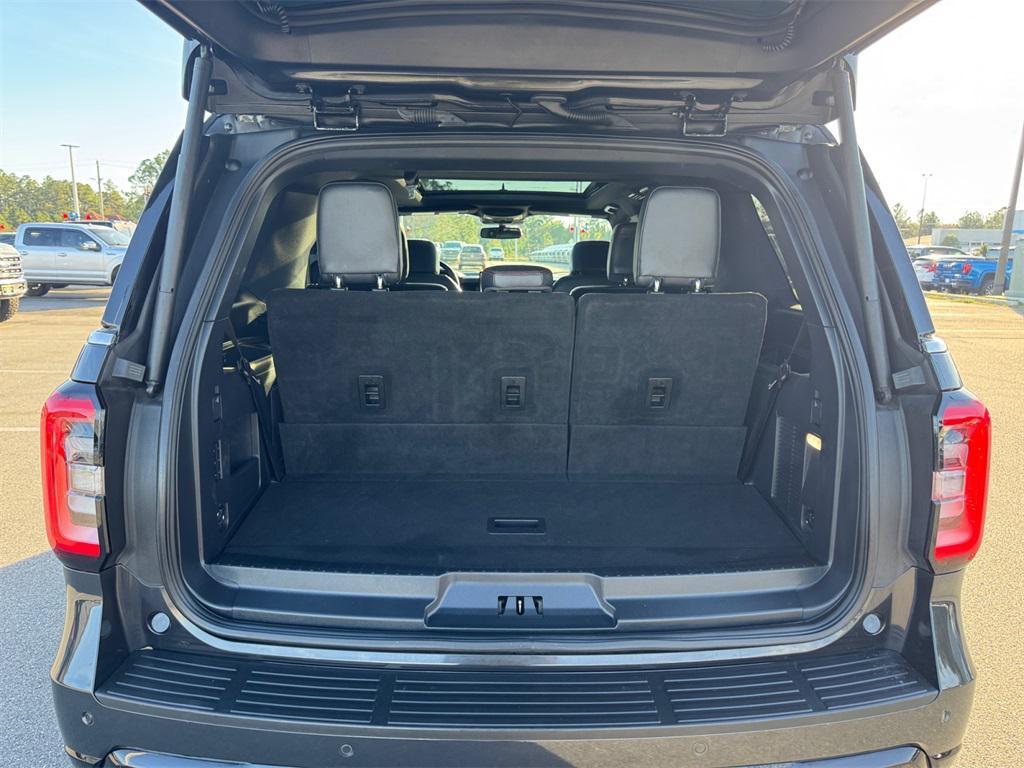 used 2022 Ford Expedition car, priced at $48,999