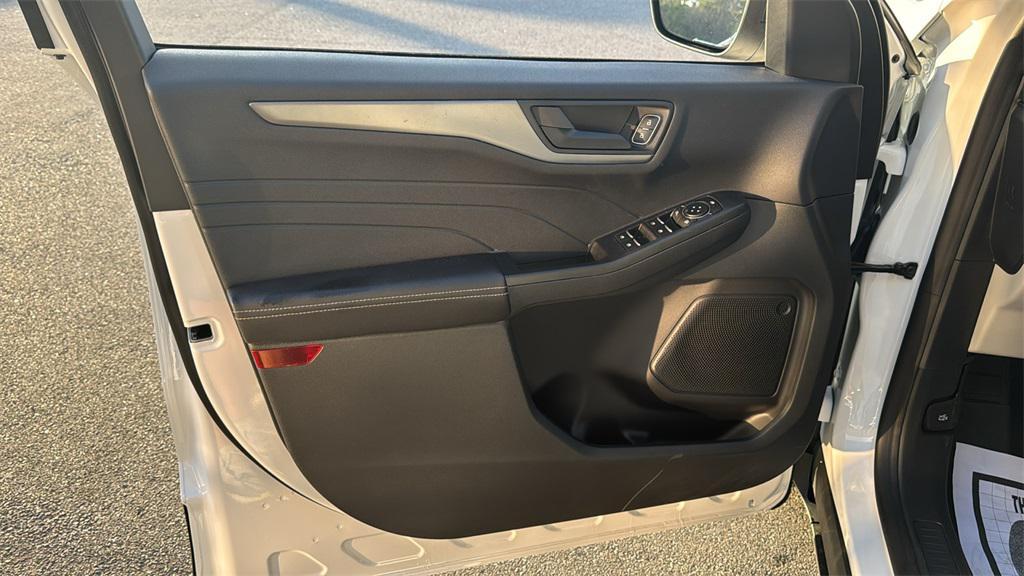 new 2025 Ford Escape car, priced at $28,180