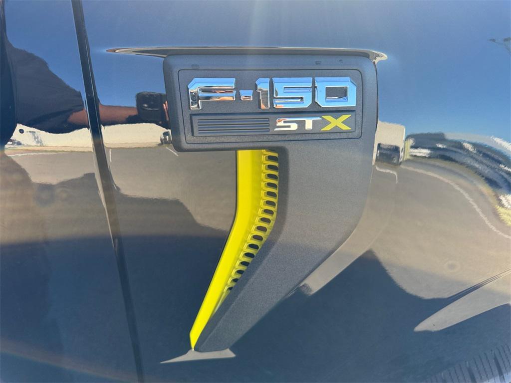 new 2025 Ford F-150 car, priced at $46,570