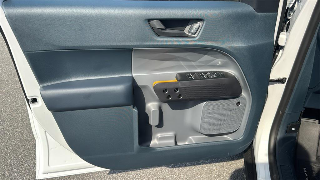 new 2025 Ford Maverick car, priced at $40,290