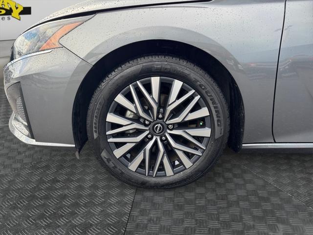 used 2023 Nissan Altima car, priced at $20,999