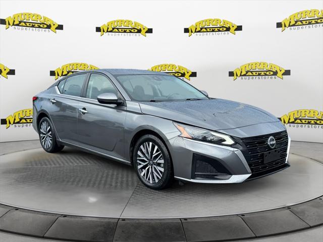 used 2023 Nissan Altima car, priced at $20,999