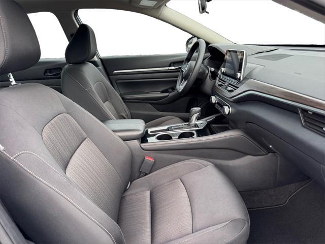 used 2023 Nissan Altima car, priced at $20,999