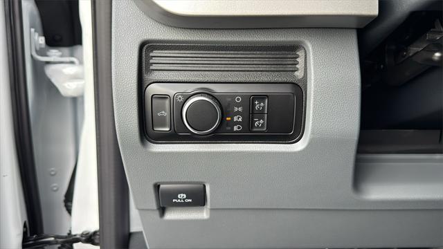 new 2025 Ford F-350 car, priced at $73,735