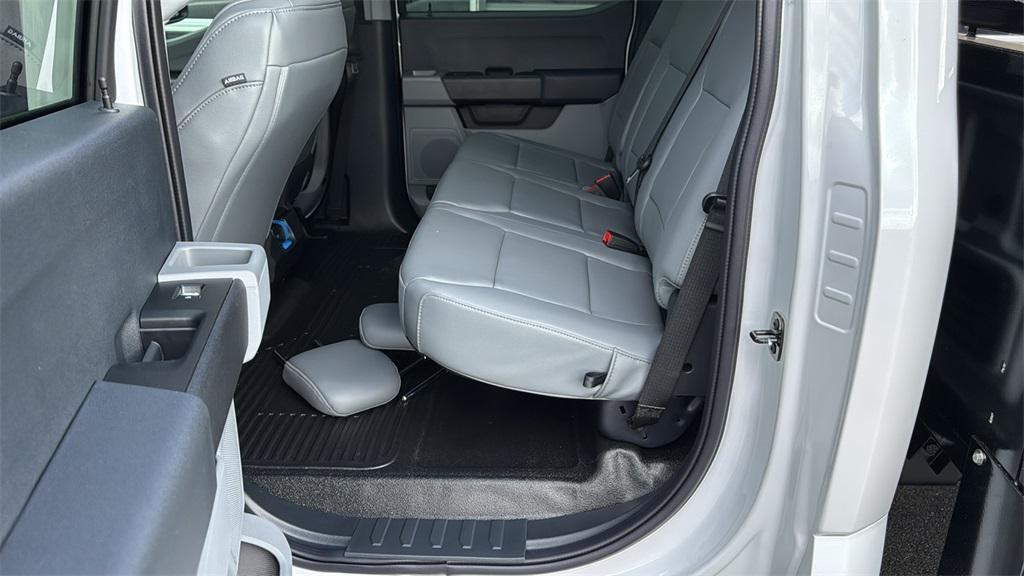 new 2025 Ford F-350 car, priced at $73,735