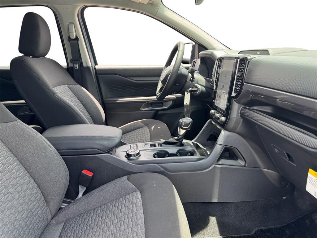 new 2025 Ford Ranger car, priced at $39,960
