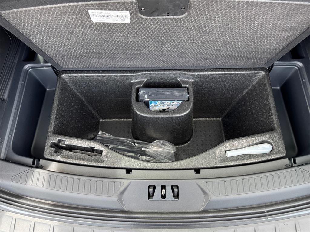 new 2025 Ford Explorer car, priced at $43,765