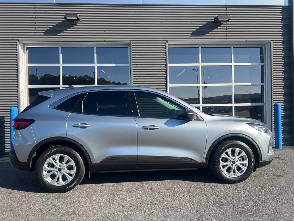 used 2023 Ford Escape car, priced at $18,999
