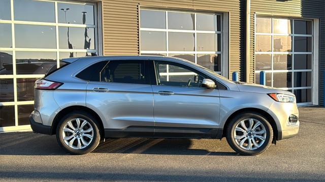 used 2022 Ford Edge car, priced at $22,999