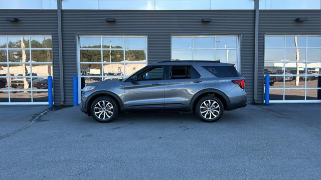 new 2025 Ford Explorer car, priced at $48,305