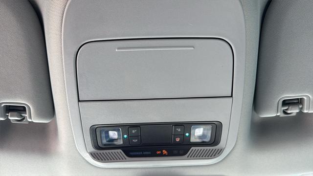 new 2025 Ford F-150 car, priced at $45,071