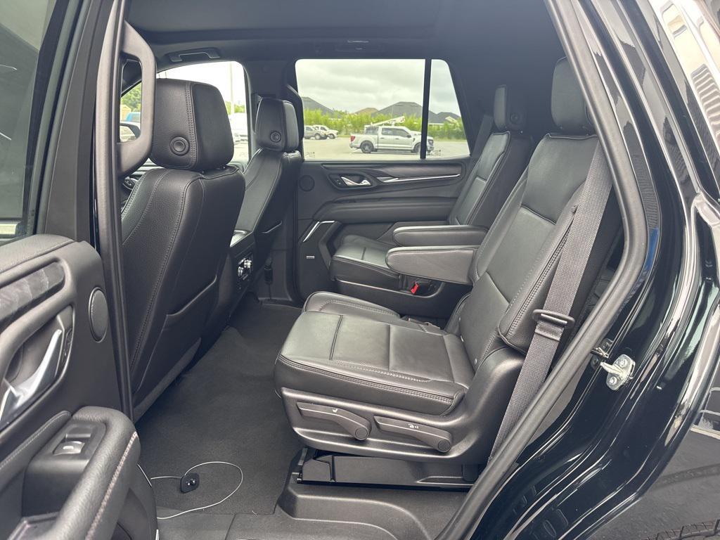 used 2021 GMC Yukon car, priced at $55,999