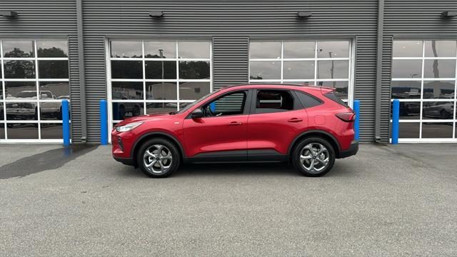 new 2025 Ford Escape car, priced at $33,810