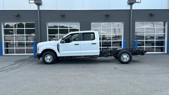 new 2024 Ford F-250 car, priced at $45,268