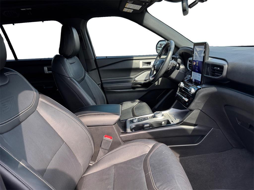 used 2022 Ford Explorer car, priced at $39,999